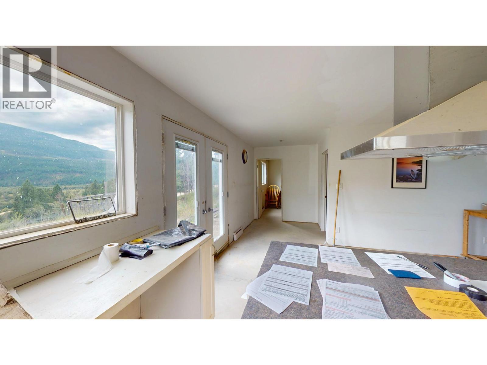  4772 Crescentwood Drive, Edgewater