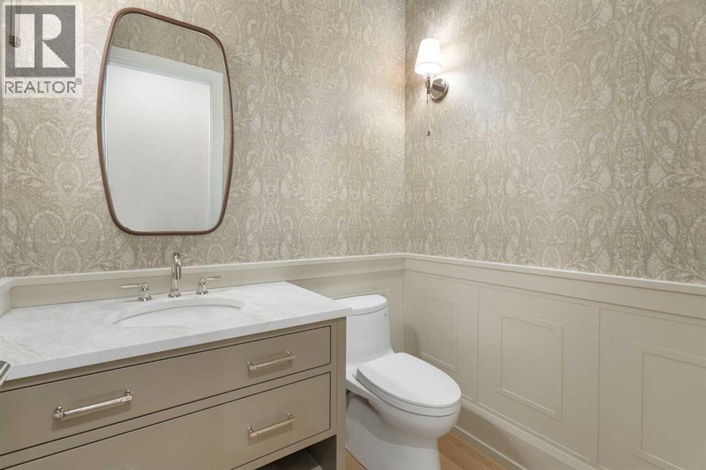 Single Family House for Sale in #A  A Street SW Parkhill Calgary 