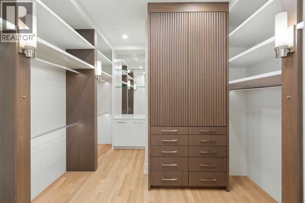 Single Family House for Sale in #A  A Street SW Parkhill Calgary 