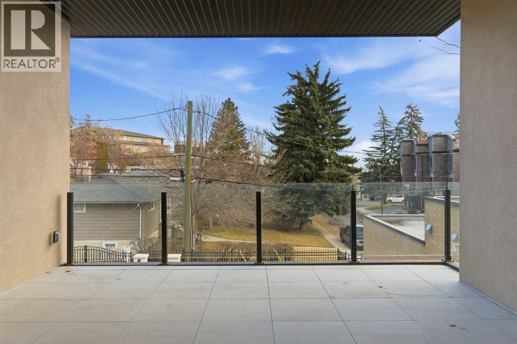 Single Family House for Sale in #B  A Street SW Parkhill Calgary 