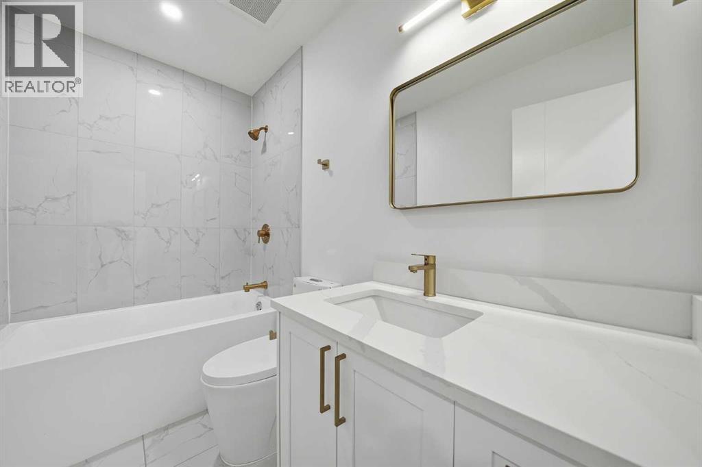 Single Family House Bungalow for Sale in  Huntbourne Hill NE Huntington Hills Calgary 