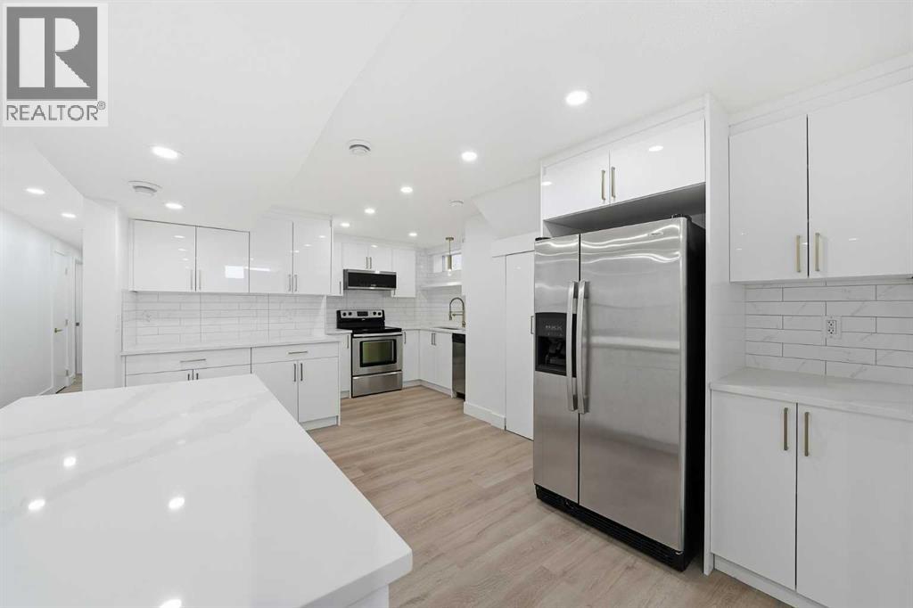 Single Family House Bungalow for Sale in  Huntbourne Hill NE Huntington Hills Calgary 