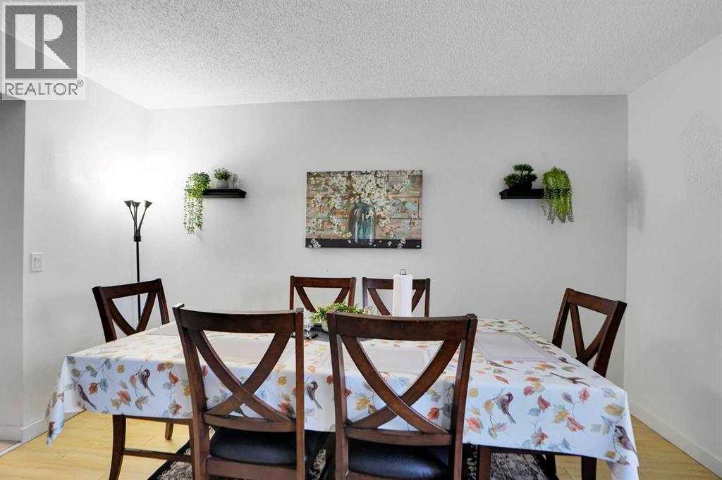 Single Family House for Sale in  Abingdon Crescent NE Abbeydale Calgary 