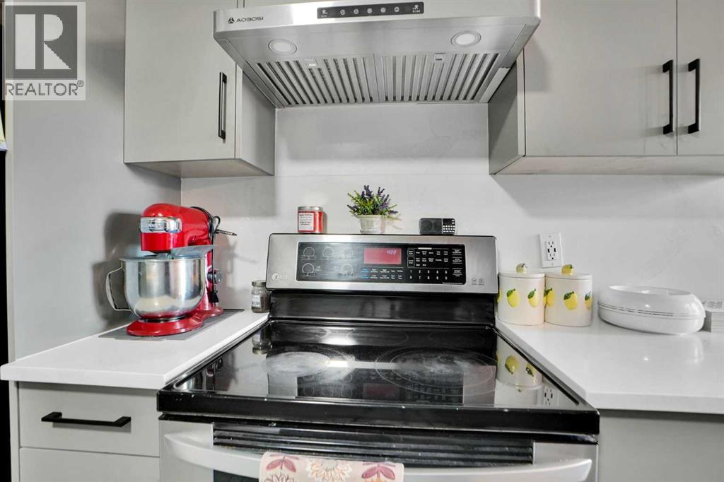 Single Family House for Sale in  Abingdon Crescent NE Abbeydale Calgary 