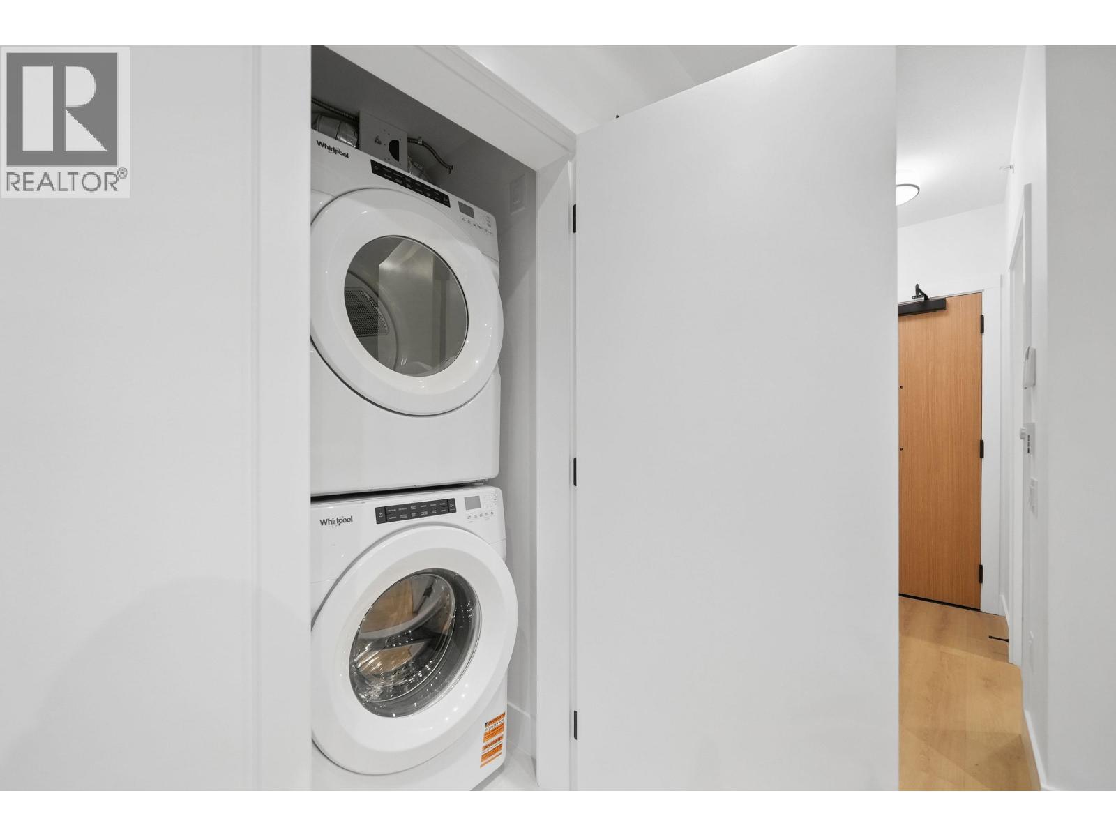 205 3055 MURRAY STREET, Port Moody