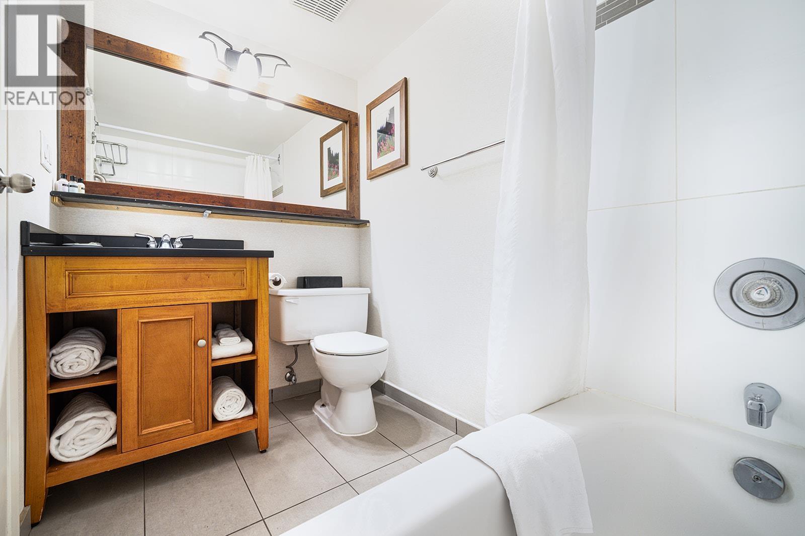 222 4200 WHISTLER WAY, Whistler