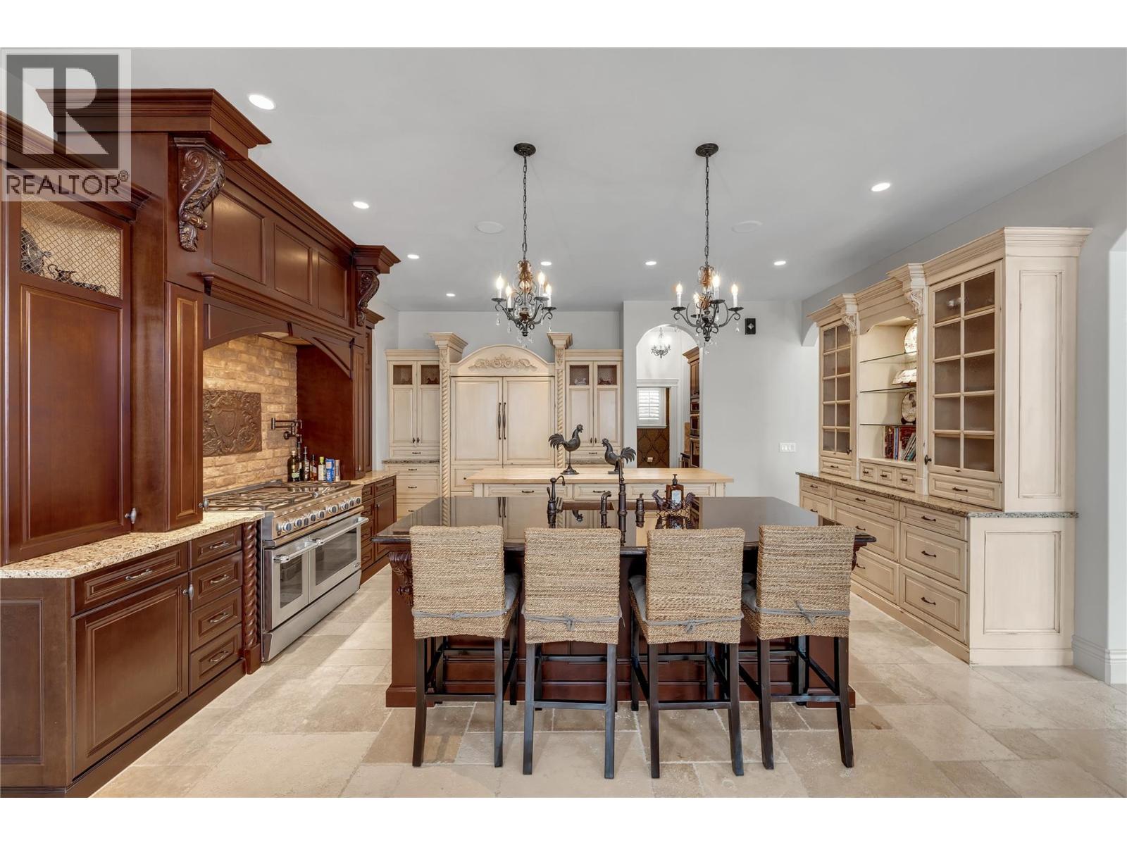  714 KUIPERS Crescent, Kelowna