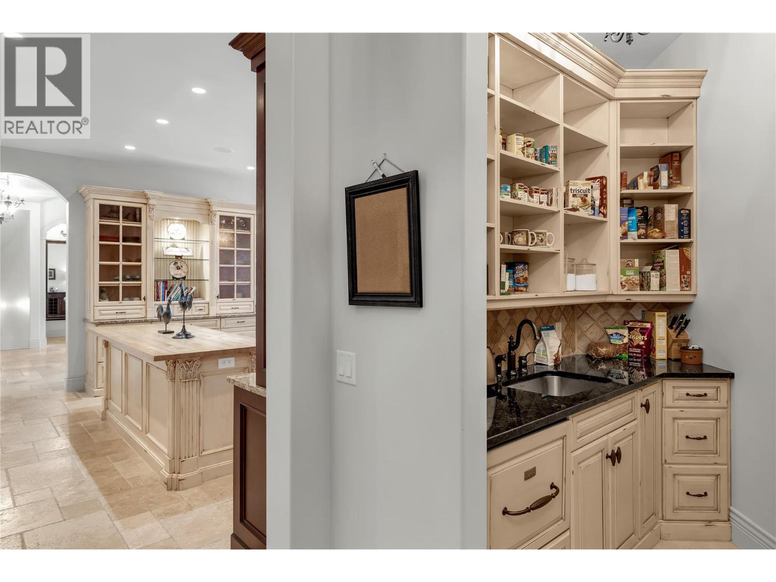  714 KUIPERS Crescent, Kelowna