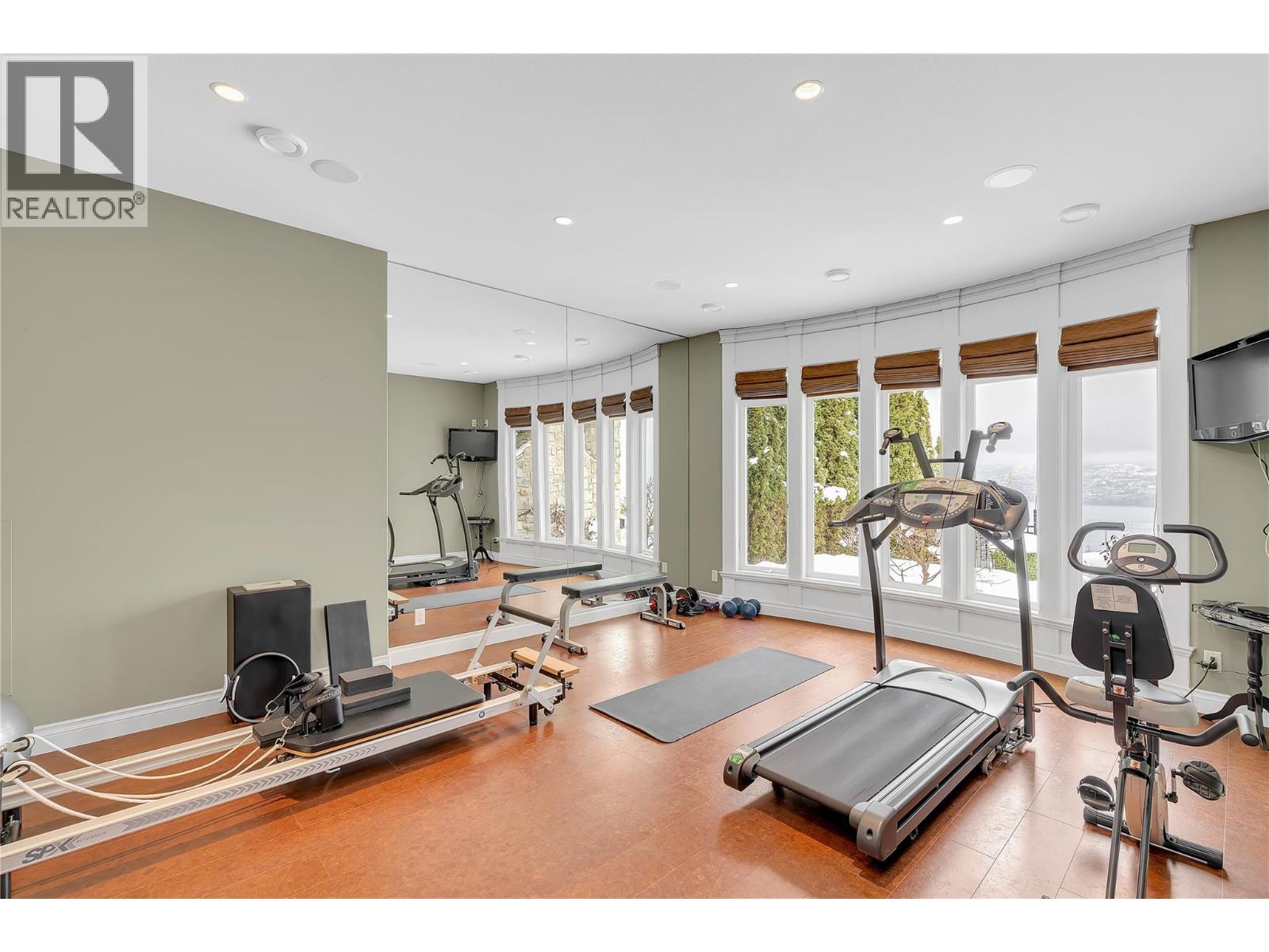  714 KUIPERS Crescent, Kelowna