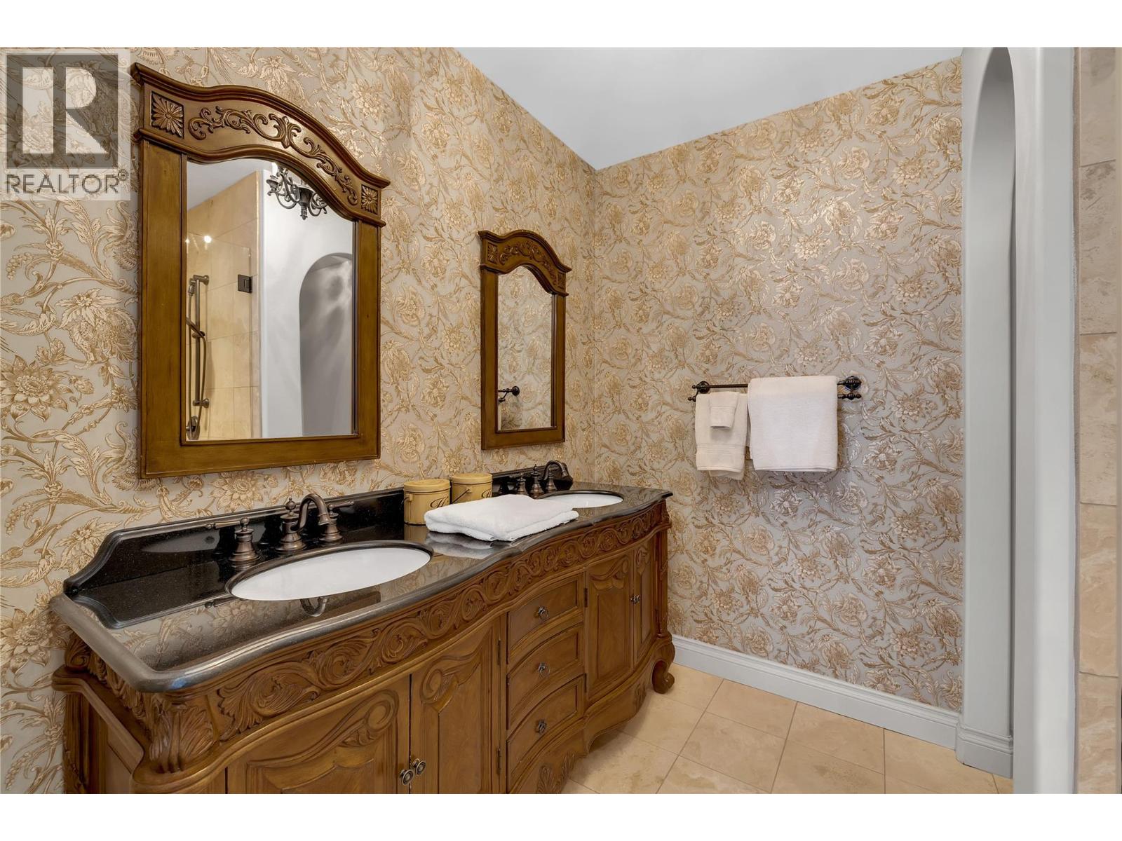  714 KUIPERS Crescent, Kelowna