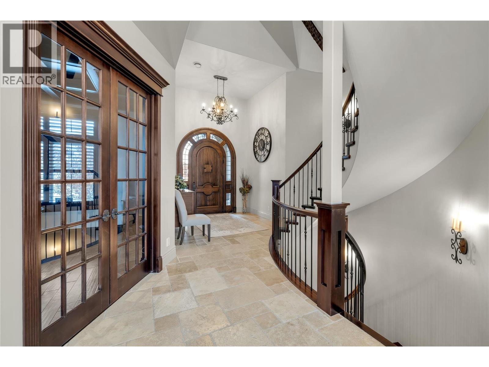  714 KUIPERS Crescent, Kelowna