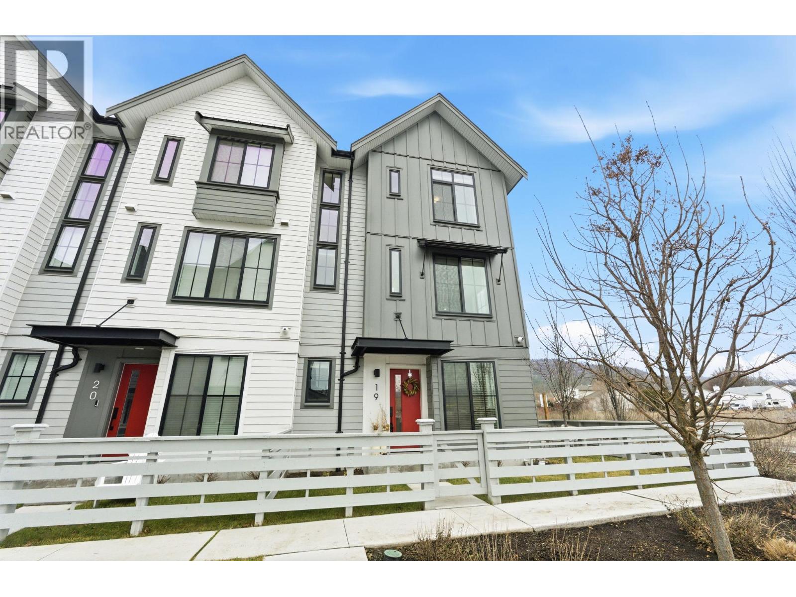 19 307 Glen Park Drive, Kelowna