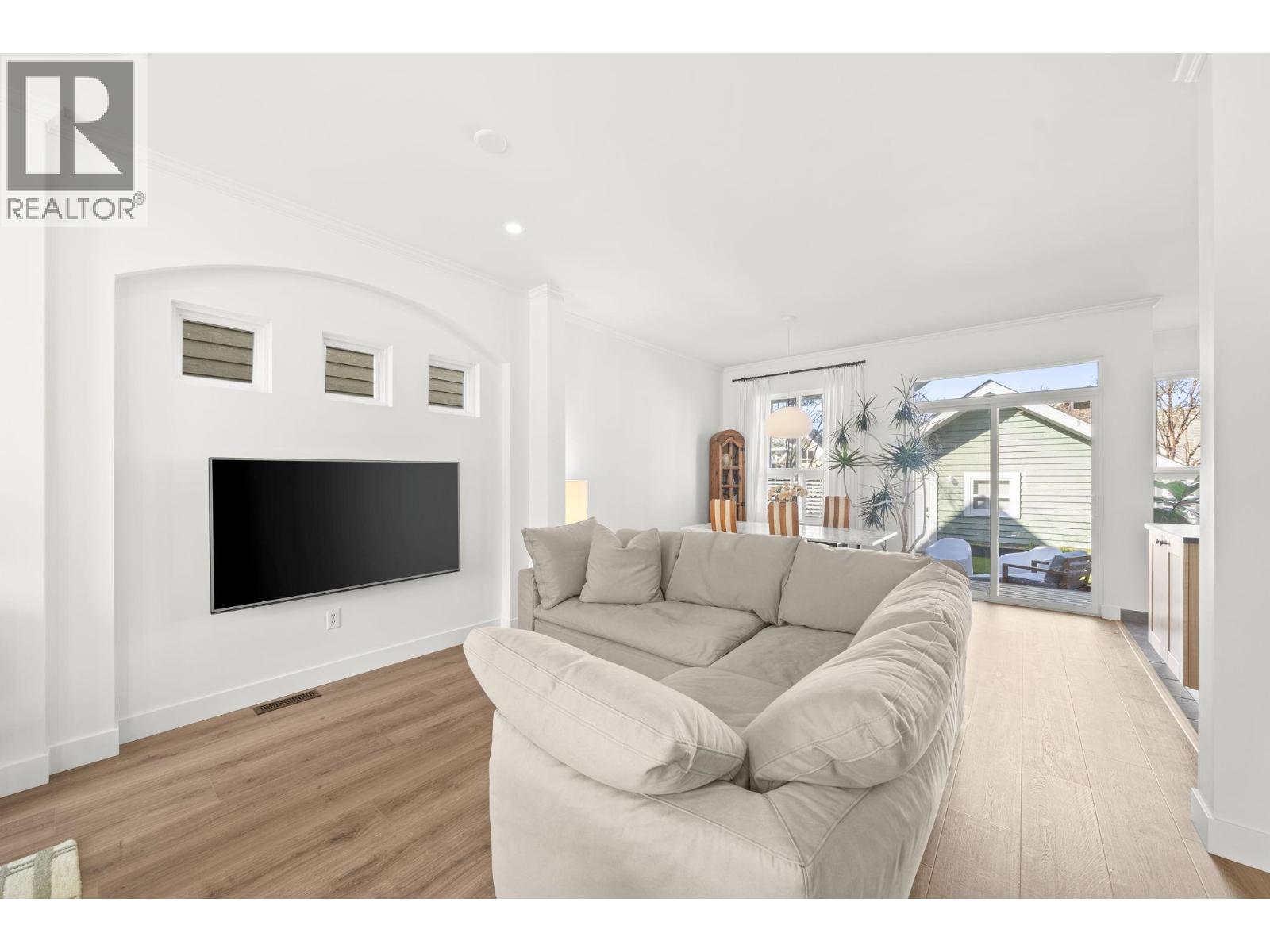 133 STAR CRESCENT, New Westminster