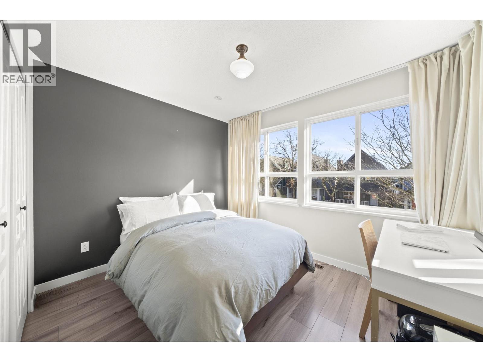 133 STAR CRESCENT, New Westminster