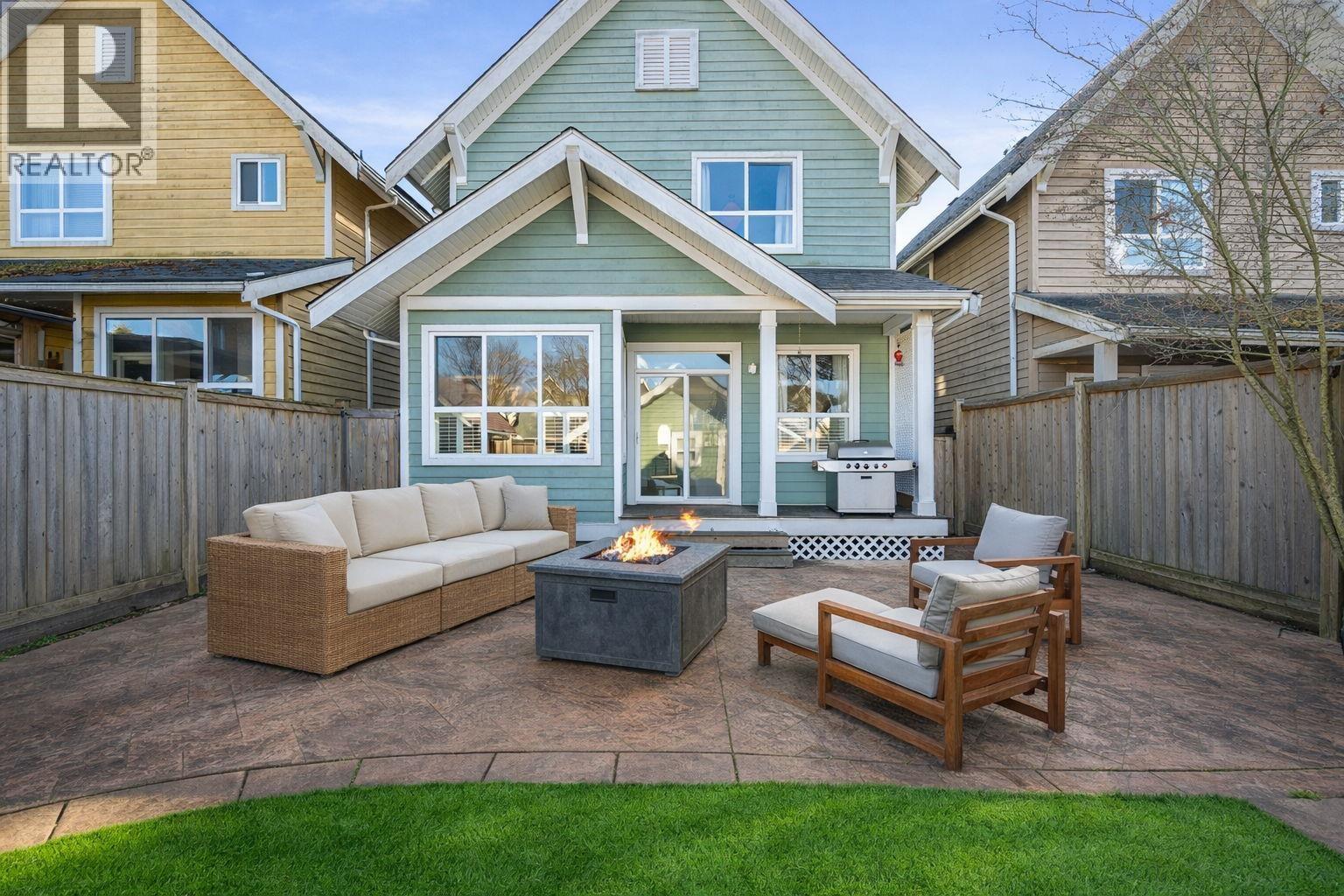 133 STAR CRESCENT, New Westminster