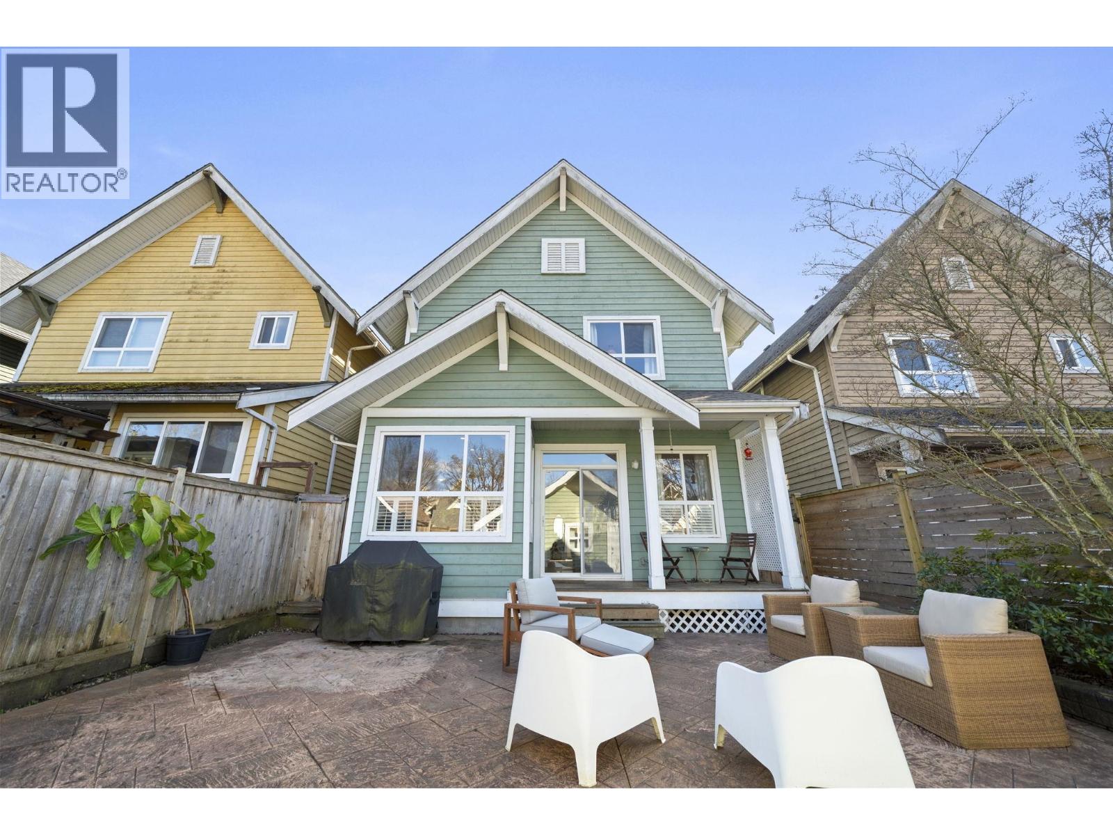 133 STAR CRESCENT, New Westminster