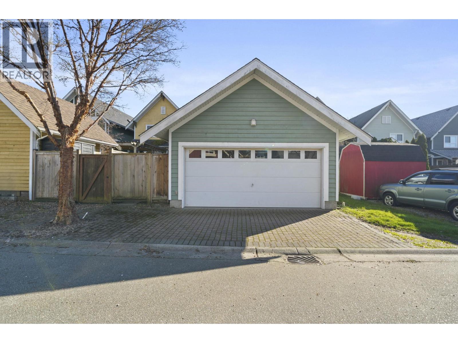 133 STAR CRESCENT, New Westminster