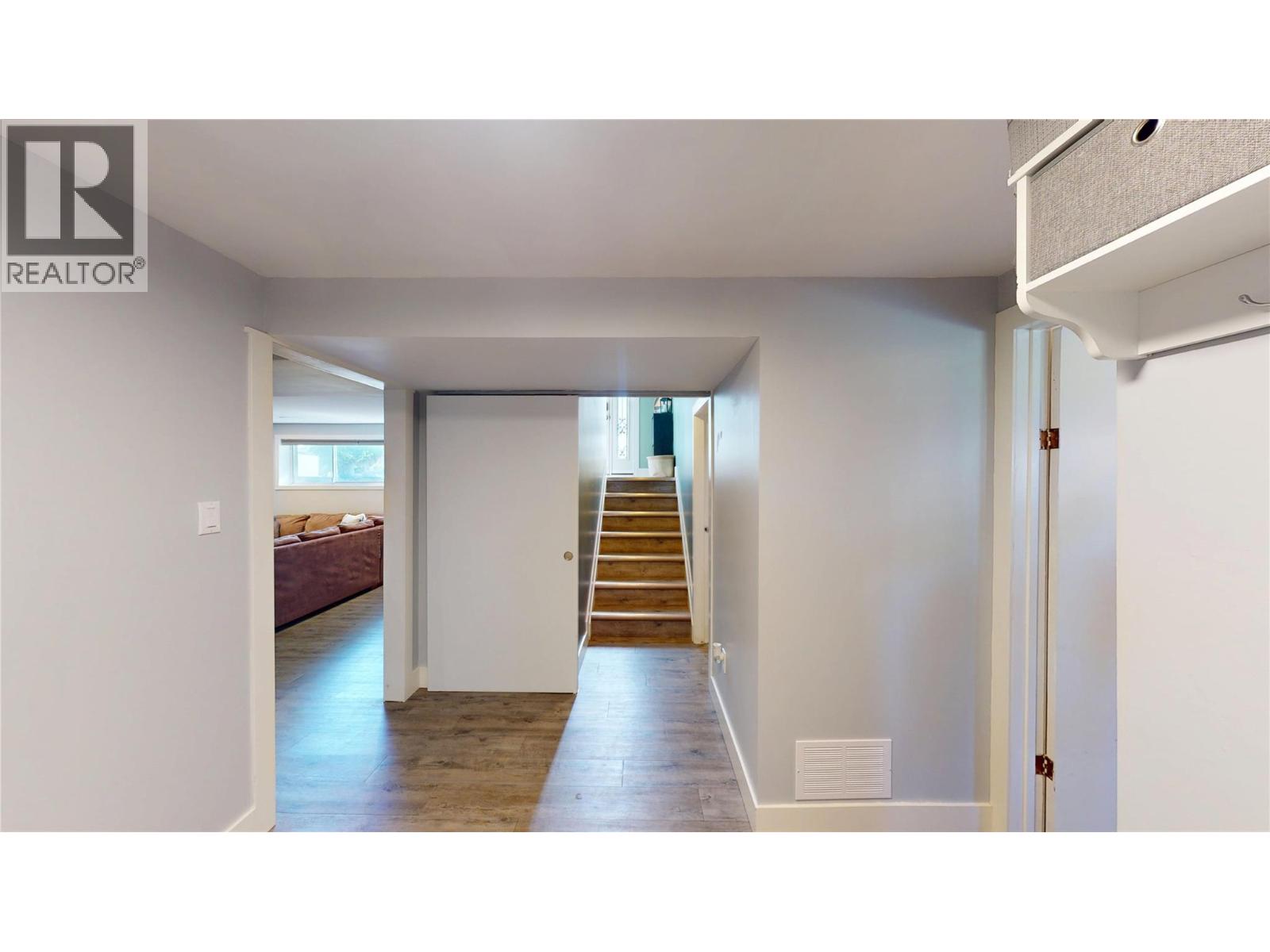  1025 18th Avenue South, Cranbrook