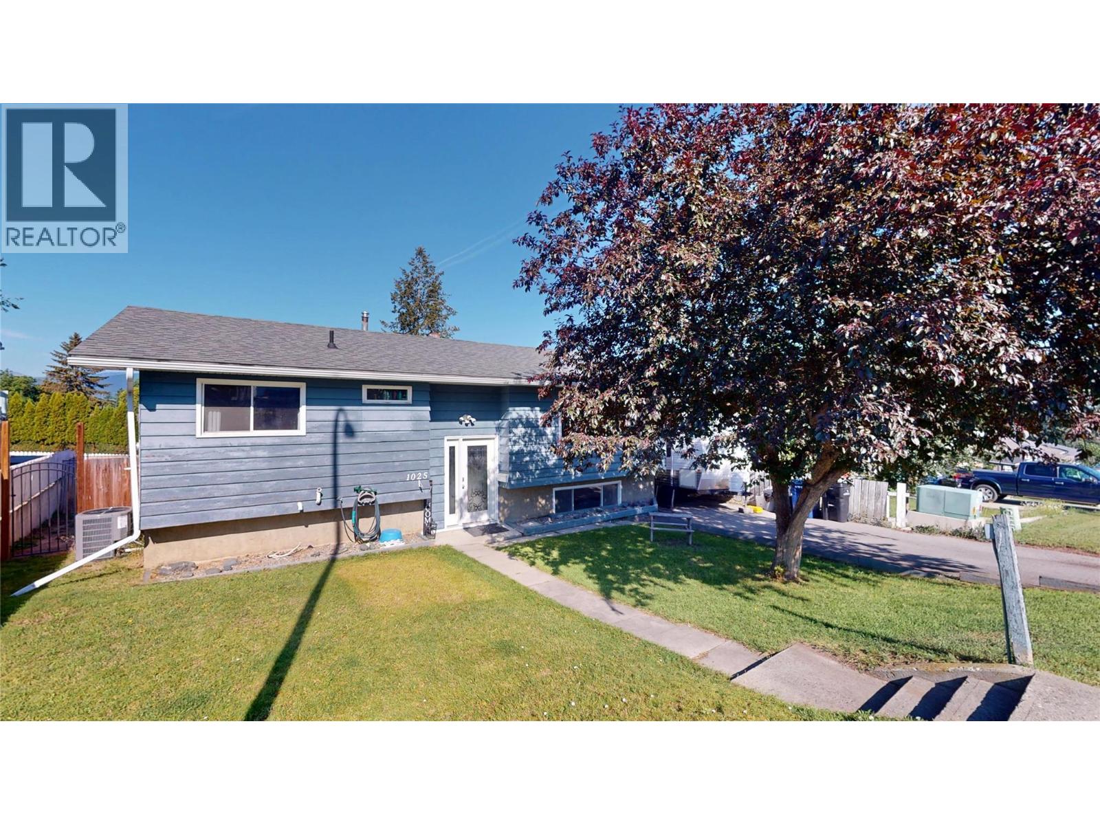  1025 18th Avenue South, Cranbrook