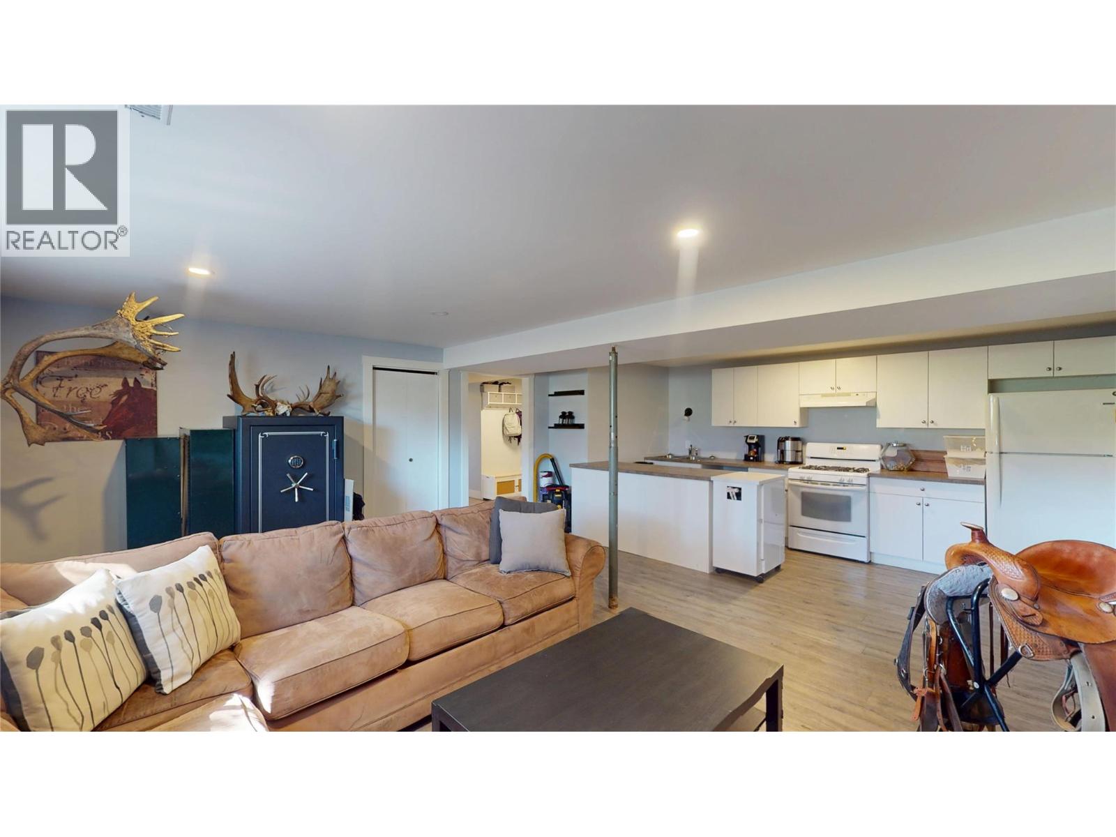  1025 18th Avenue South, Cranbrook