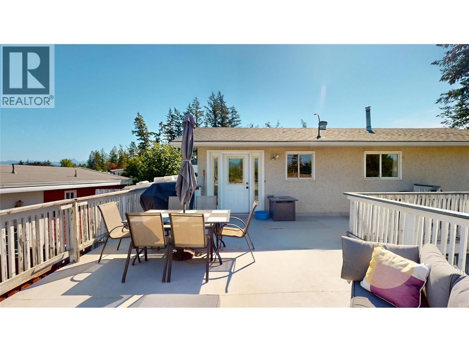  1025 18th Avenue South, Cranbrook