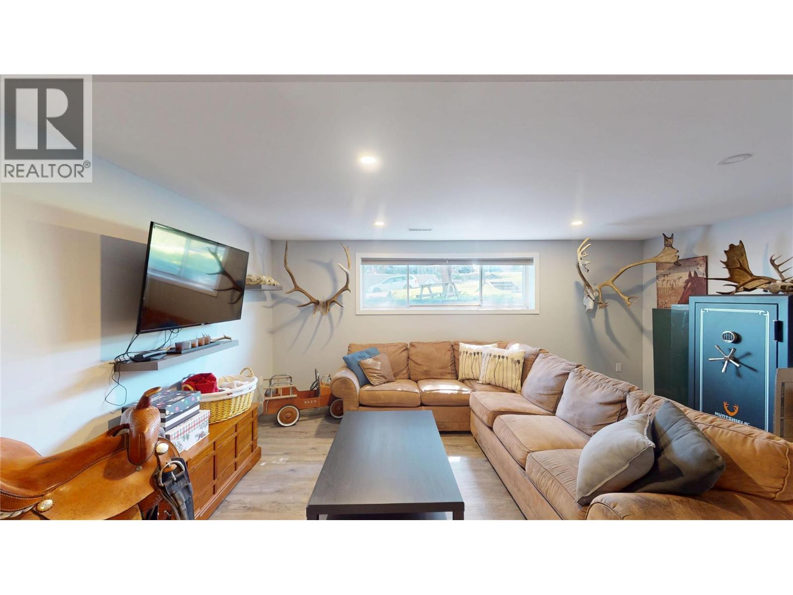  1025 18th Avenue South, Cranbrook