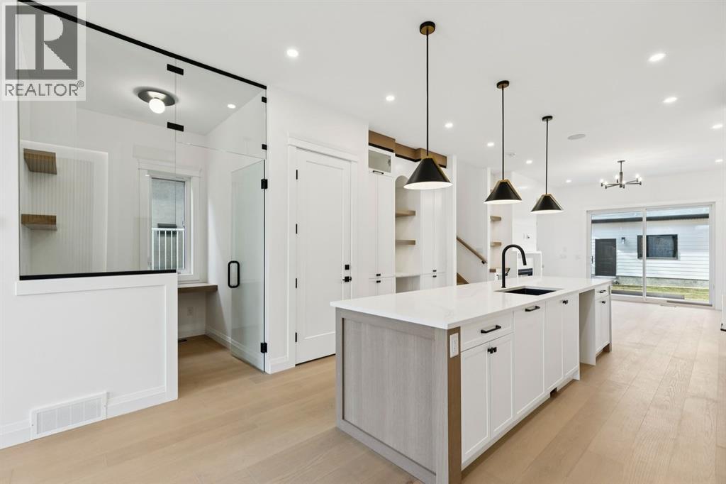 Single Family House for Sale in   Street Parkdale Calgary 