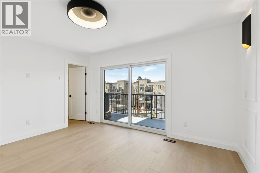 Single Family House for Sale in   Street Parkdale Calgary 