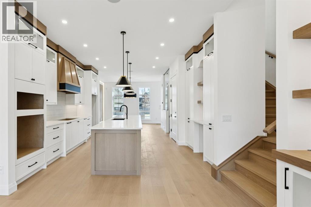 Single Family House for Sale in   Street Parkdale Calgary 