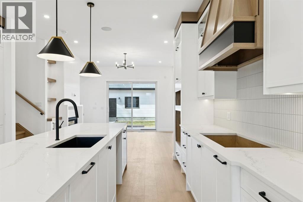 Single Family House for Sale in   Street Parkdale Calgary 