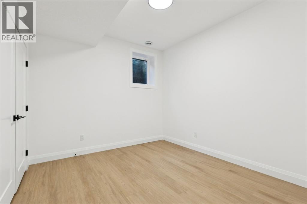 Single Family House for Sale in   Street Parkdale Calgary 