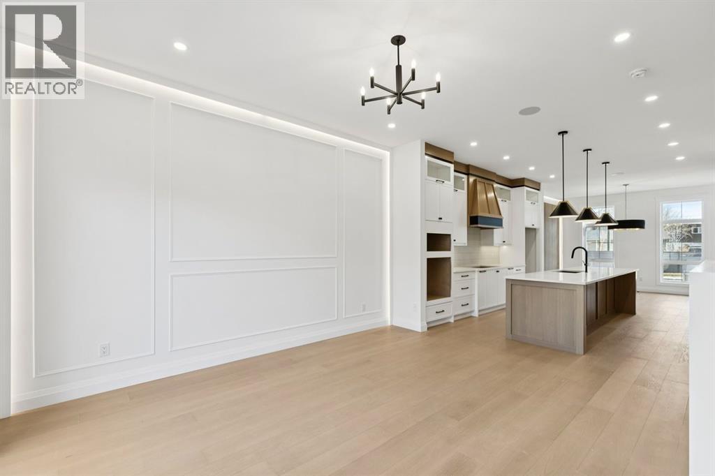 Single Family House for Sale in   Street Parkdale Calgary 