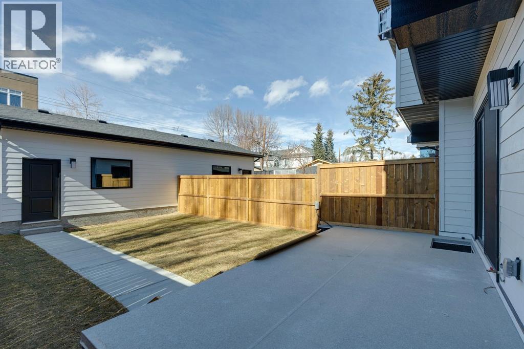 Single Family House for Sale in   Street Parkdale Calgary 