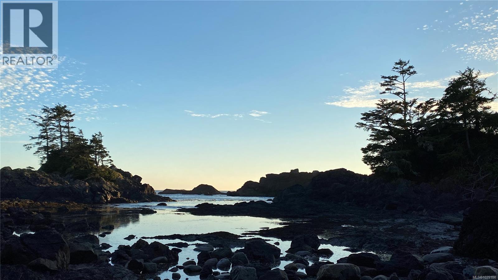 518 Marine Dr, Ucluelet