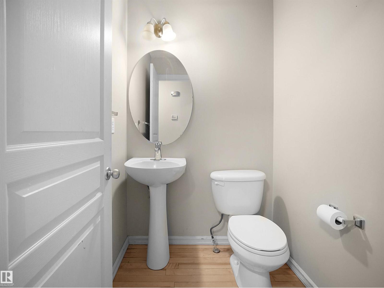 6007 5 AV SW, Edmonton