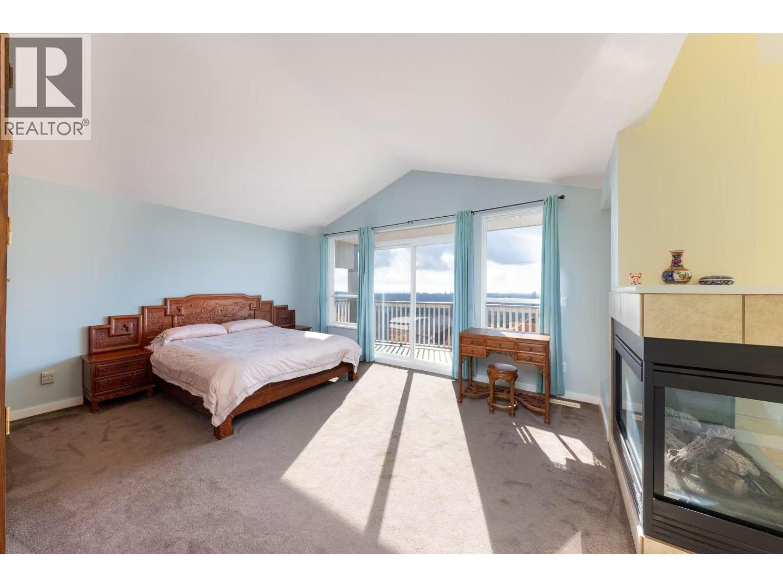 23 FERNWAY DRIVE, Port Moody