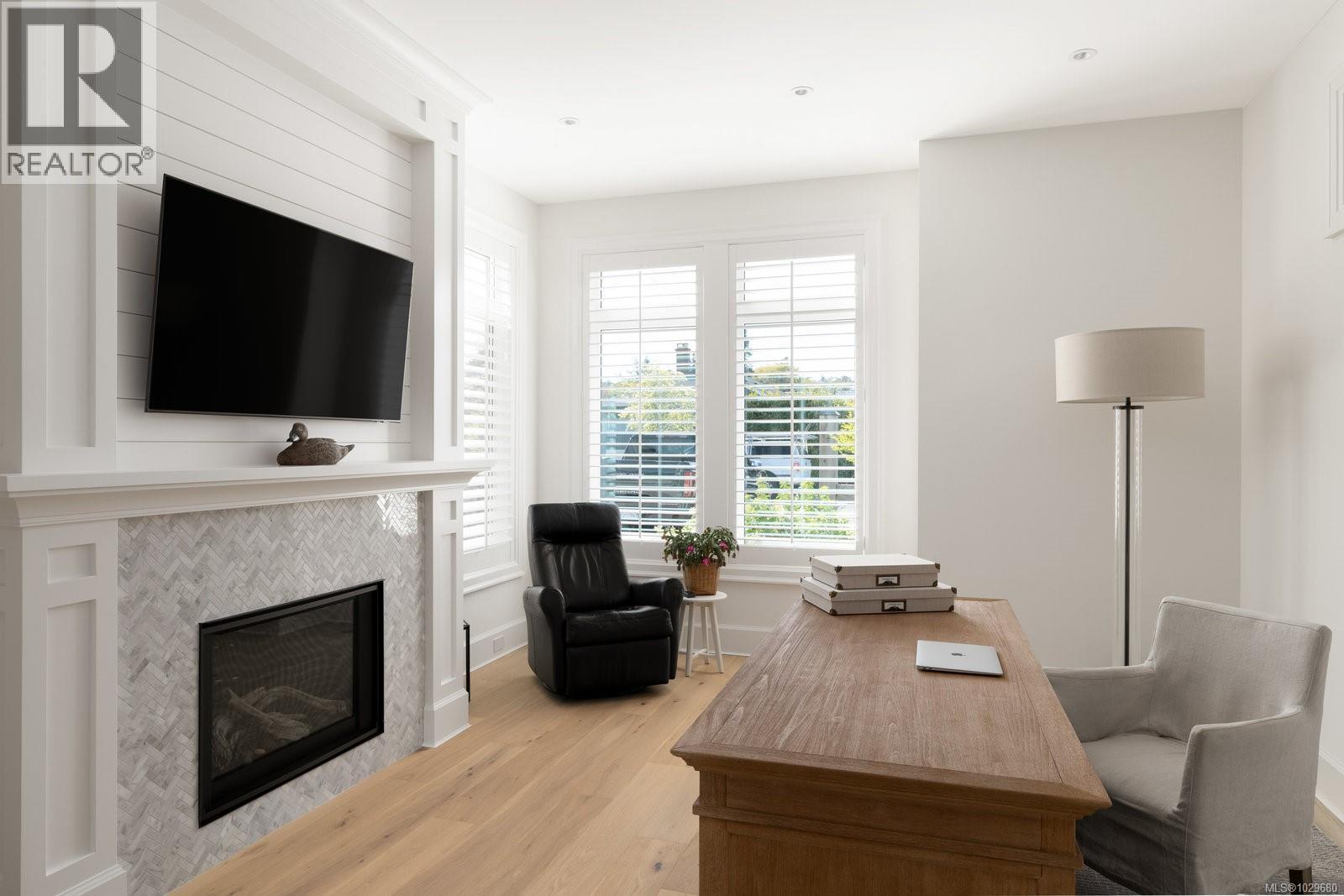  575 St. Patrick Street, Oak Bay