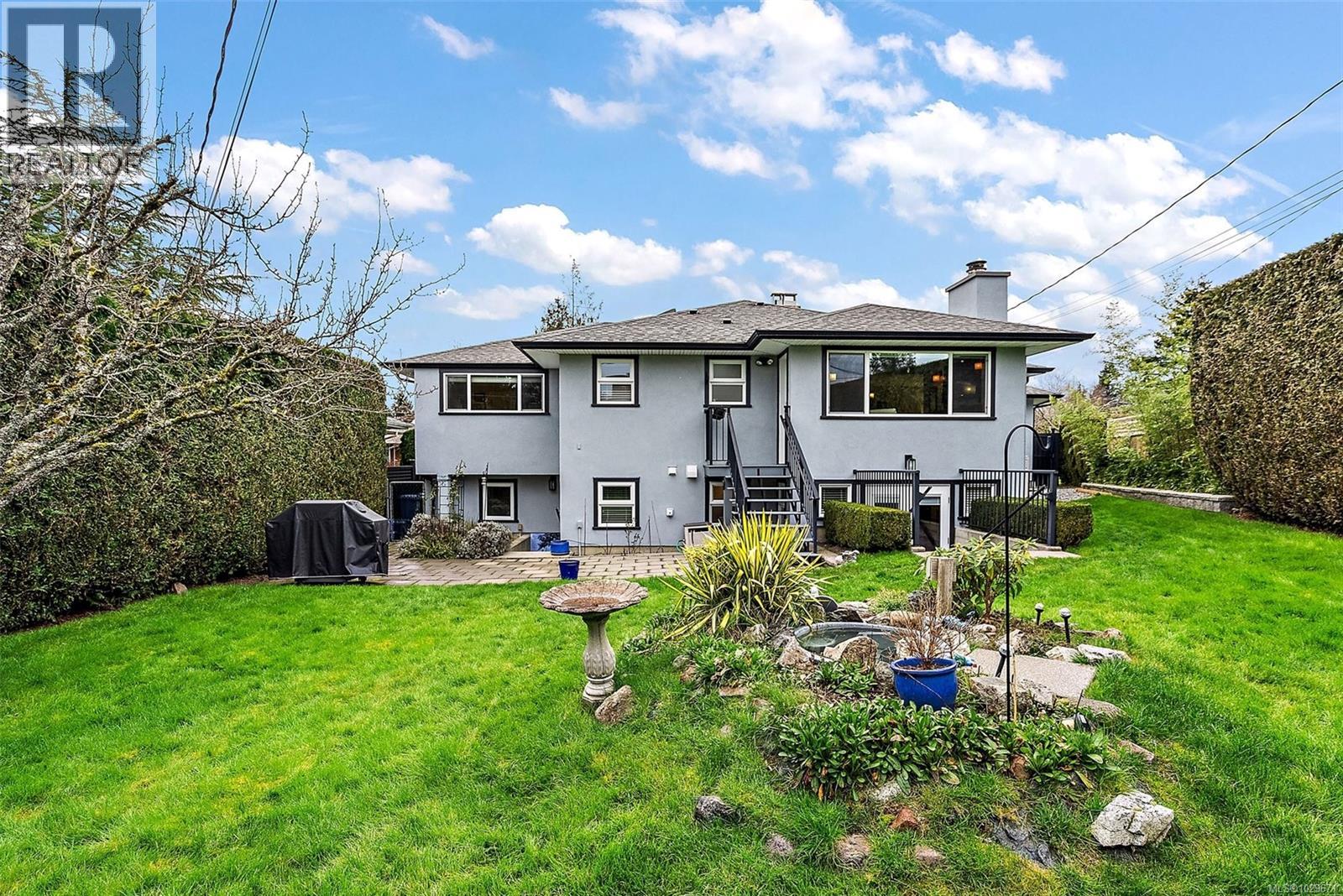  2861 Eastdowne Road, Oak Bay