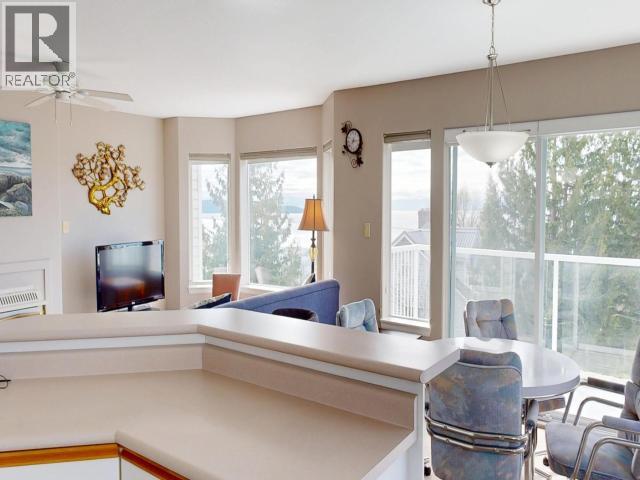 #201 6900 BURNABY STREET - 5