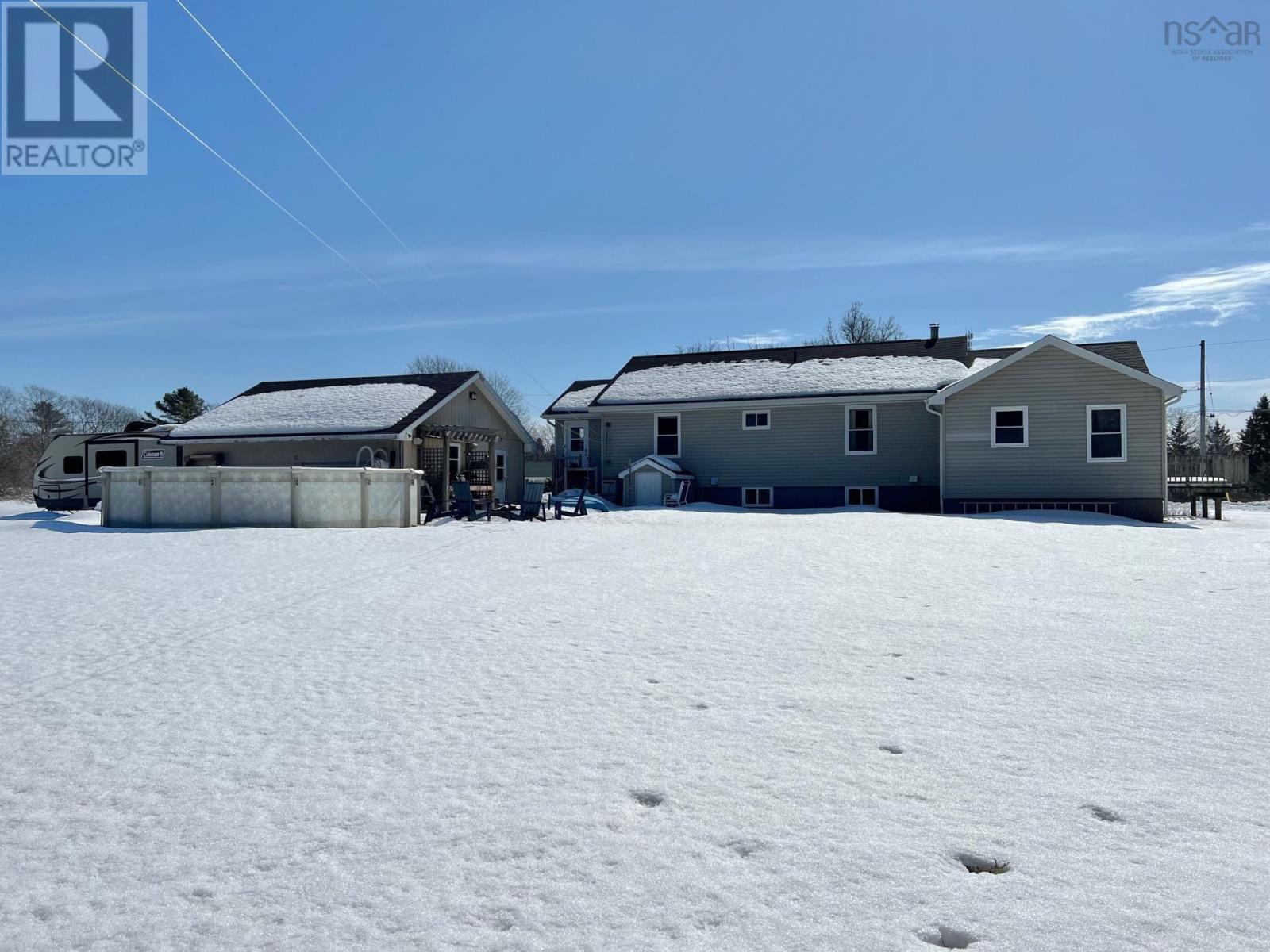 Property 1 of 24 of 33 Oak Road