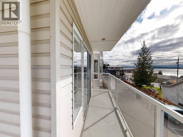 #201 6900 BURNABY STREET - 24