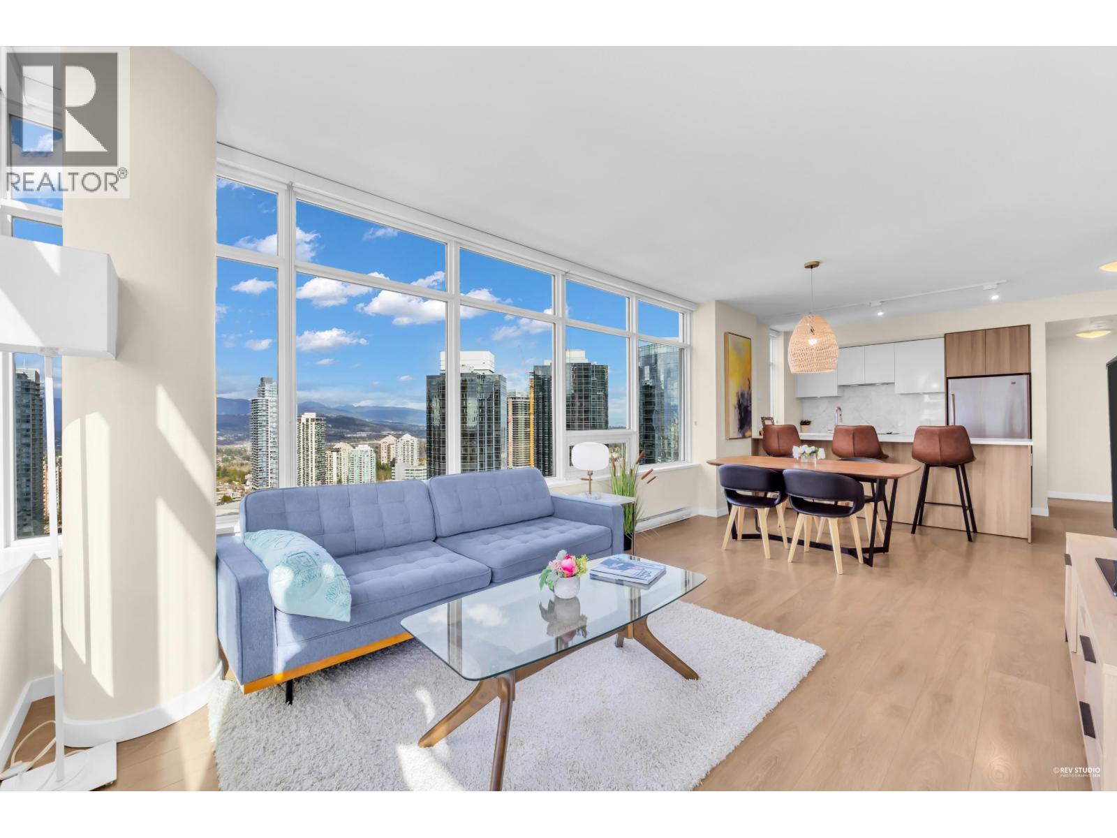 2909 6461 TELFORD Avenue - main photo