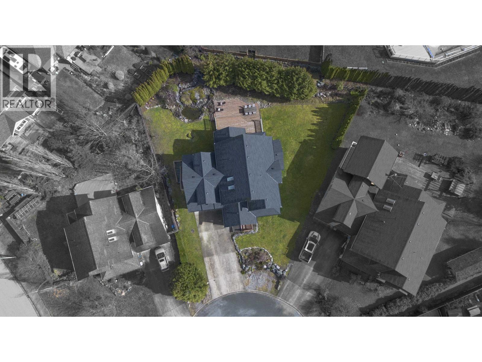 1003 ASH PLACE, Squamish