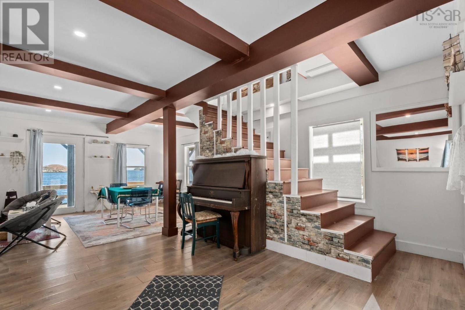 Property 5 of 51 of 2497 Highway 329