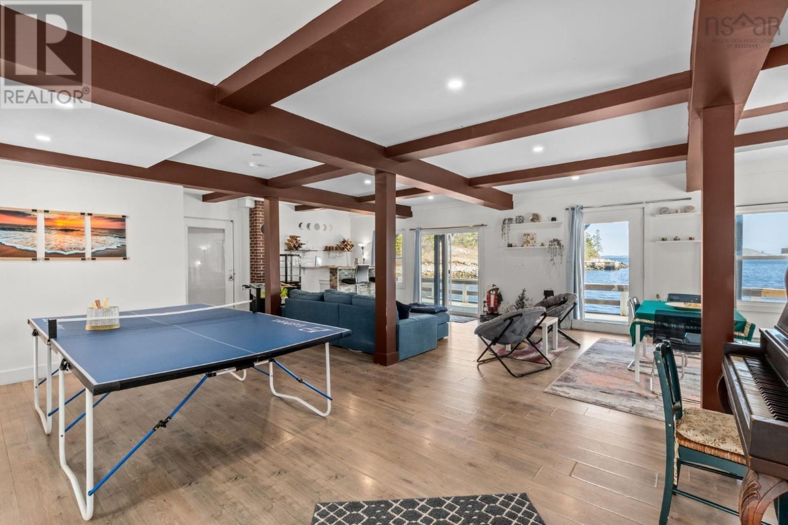 Property 28 of 51 of 2497 Highway 329