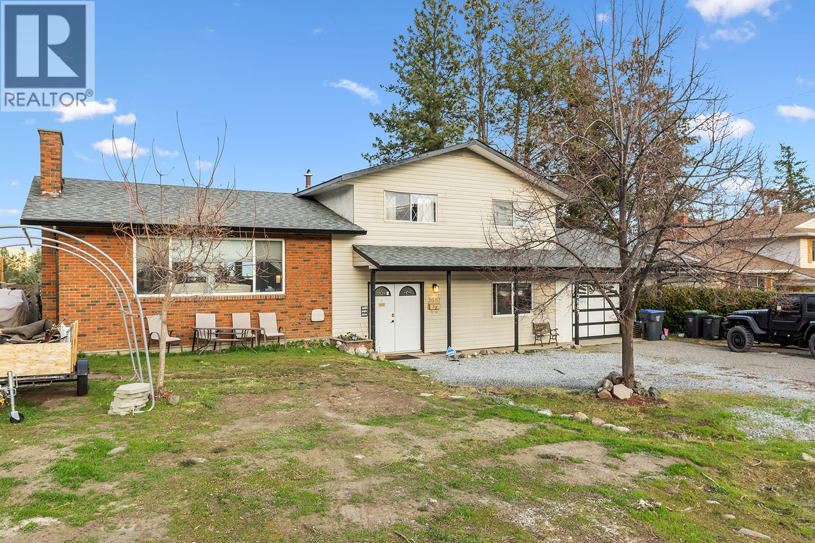 3687 Inverness Road, West Kelowna