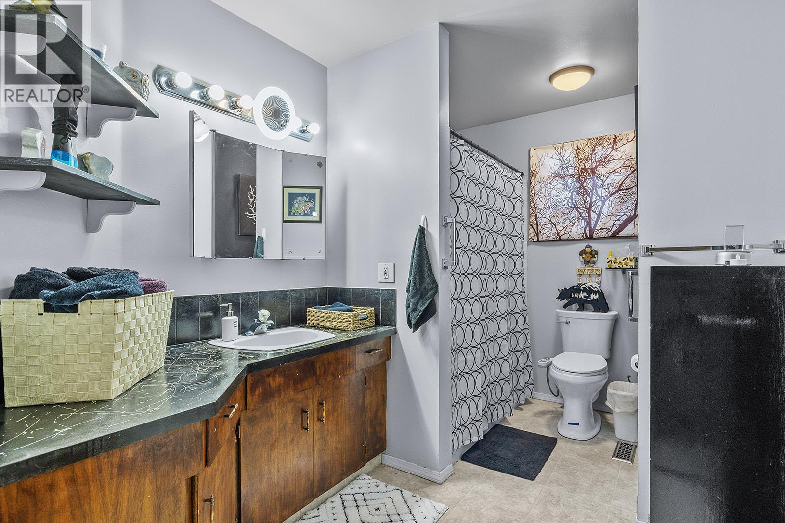 3687 Inverness Road, West Kelowna