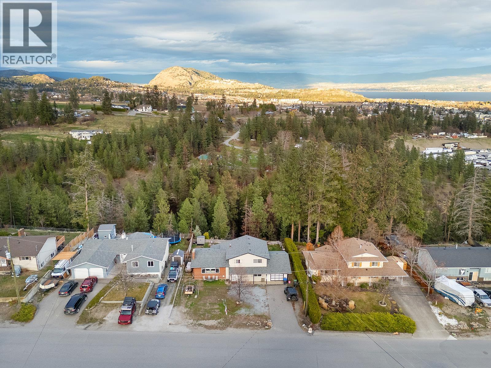 3687 Inverness Road, West Kelowna