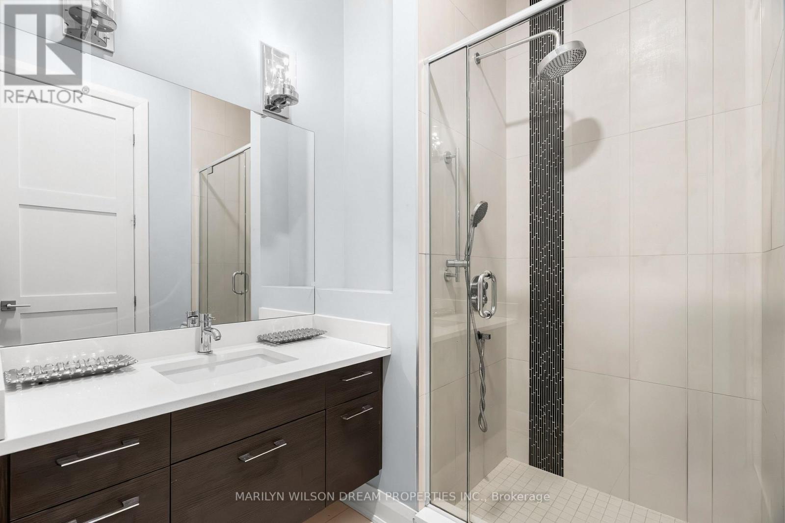 525 LEIMERK COURT - 33