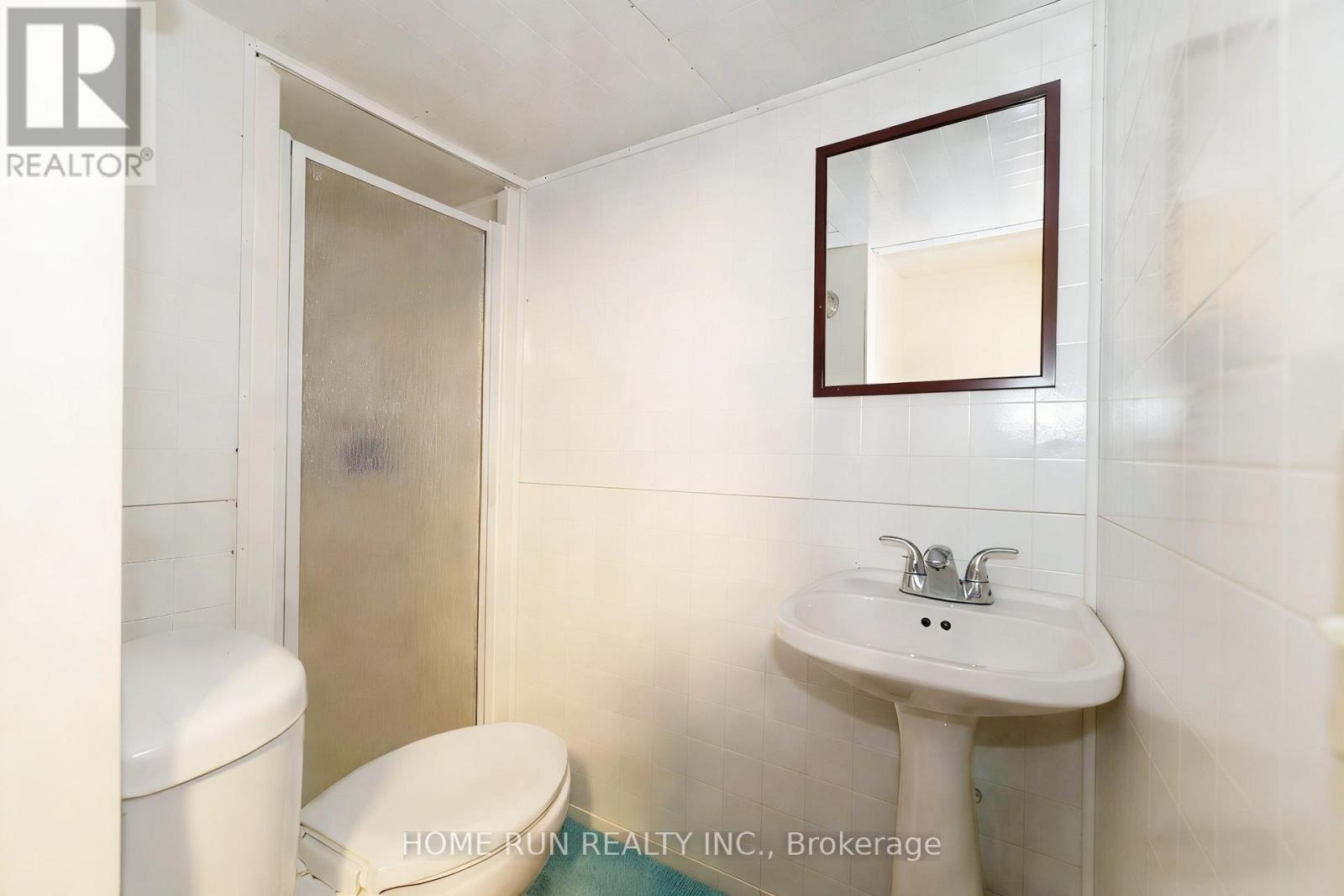 98 TEMPLETON STREET — photo 24